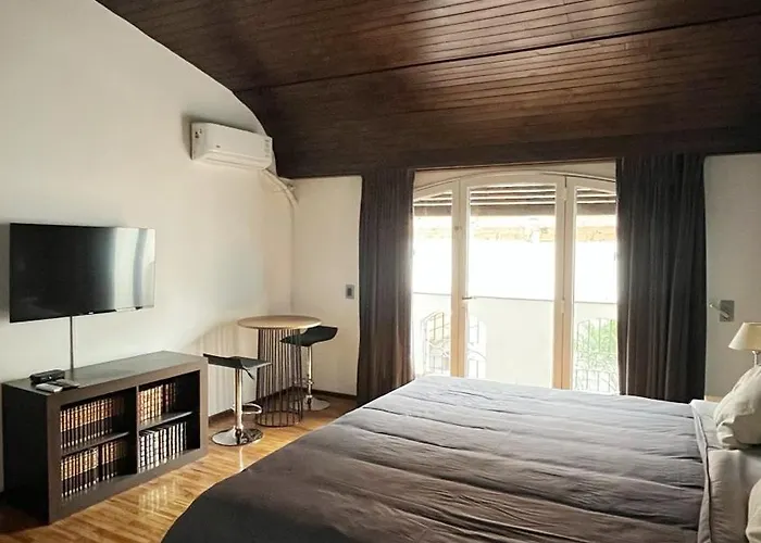 Aristides Lodge